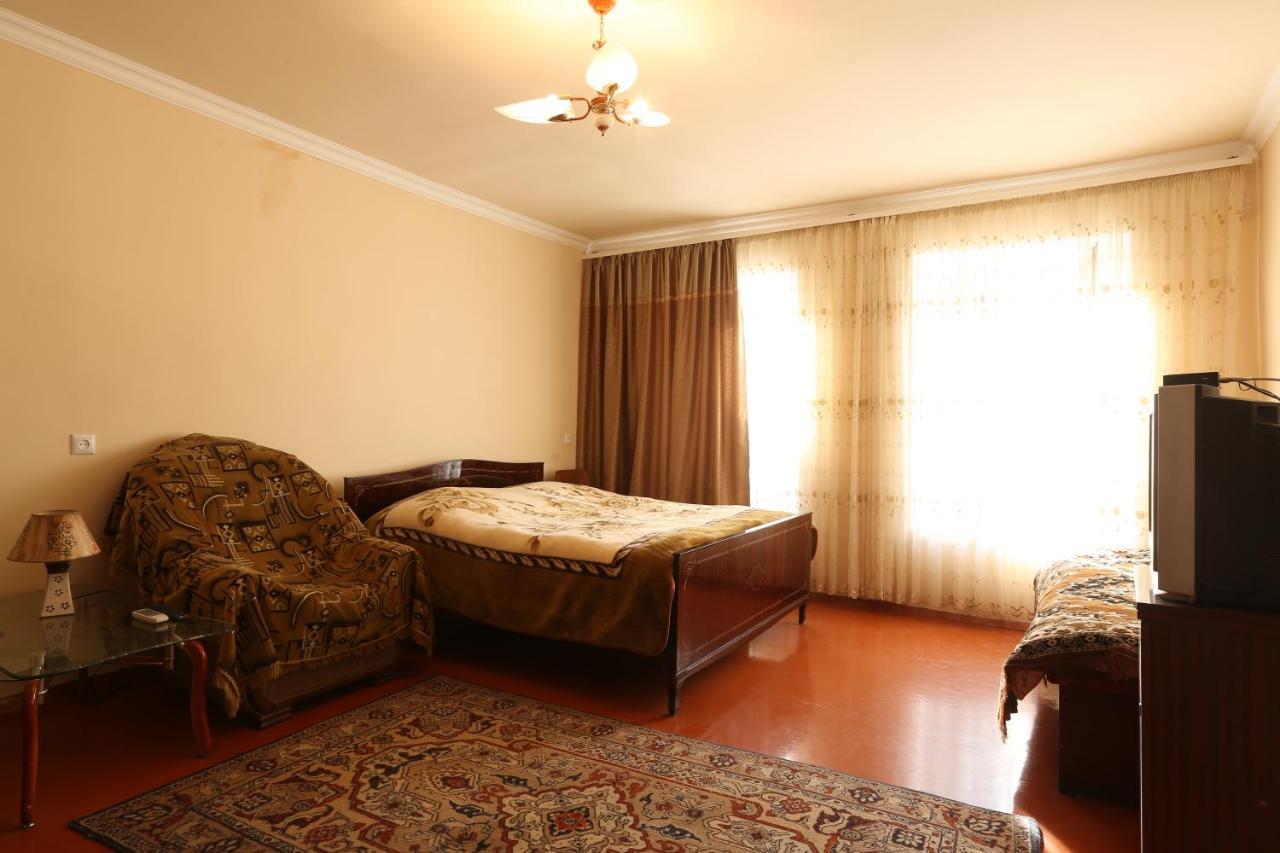 Guesthouse "Ashot Shalunts" Goris Esterno foto