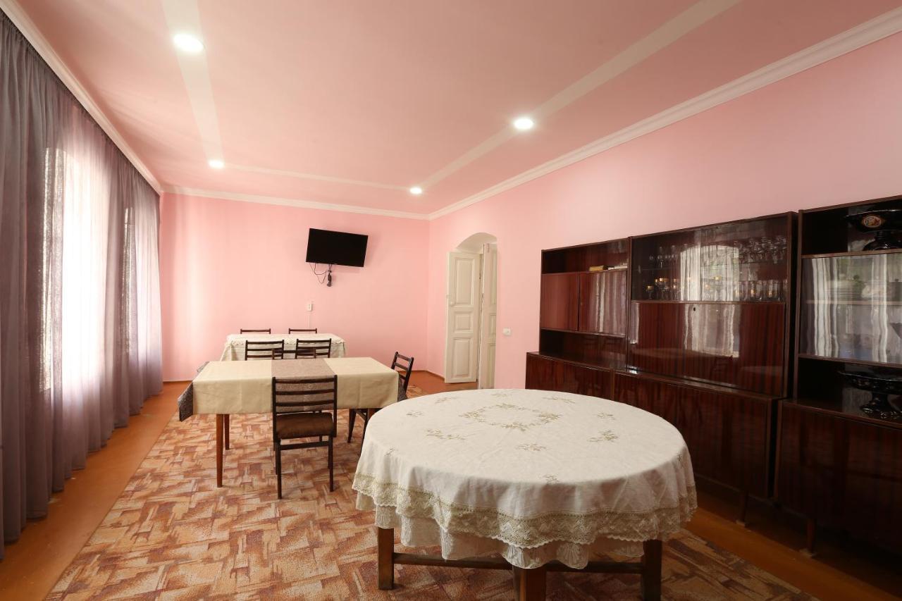 Guesthouse "Ashot Shalunts" Goris Esterno foto